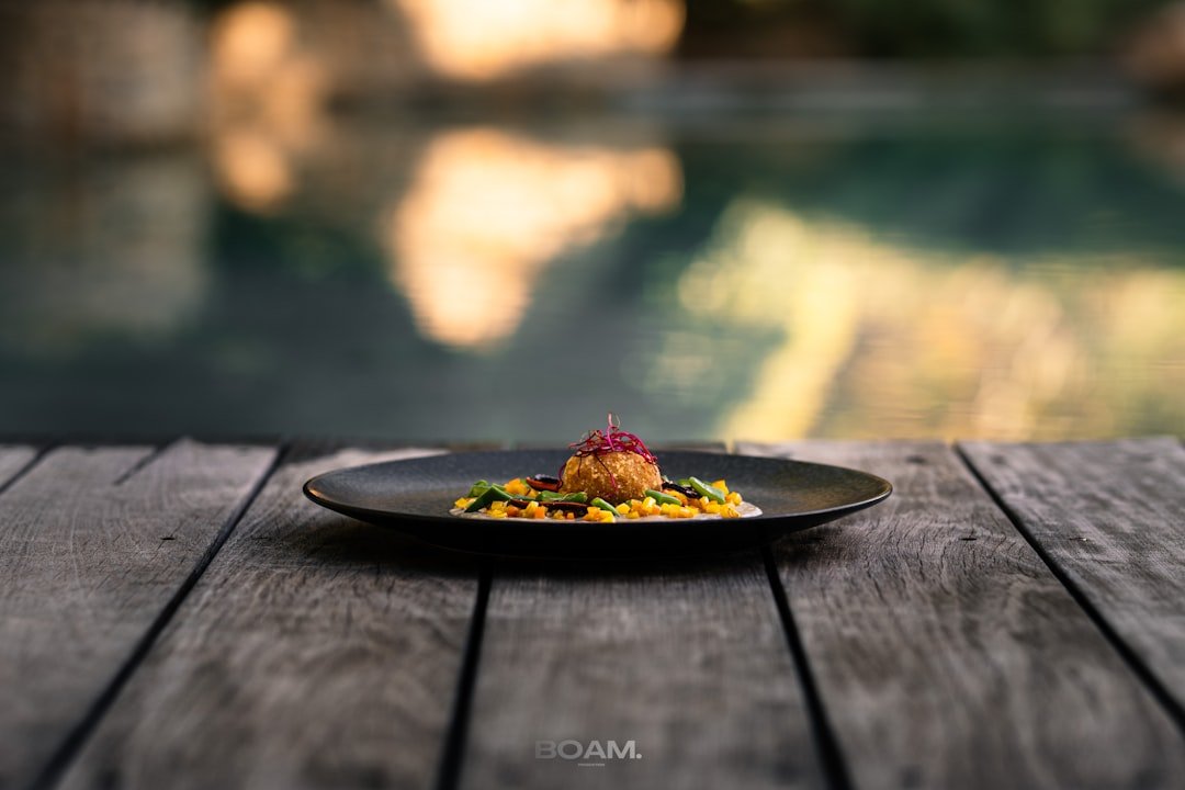 Travel Happiness Awaits: Epic Foodie Adventures That Won’t Break the Bank